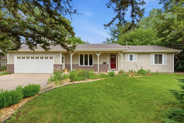 $399,900 | 10655 Beard Avenue South, Bloomington, MN 55431