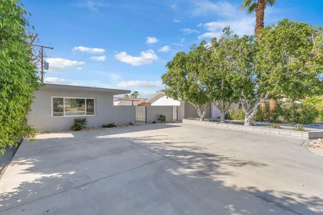 $1,195,000 | 44635 San Carlos Avenue, Palm Desert, CA 92260