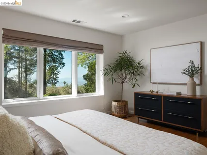 $4,995,000 | 12700 Skyline Boulevard, Oakland, CA 94619
