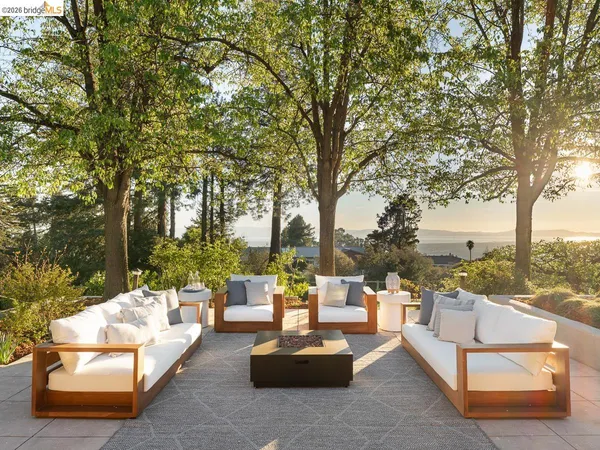 $4,995,000 | 12700 Skyline Boulevard, Oakland, CA 94619