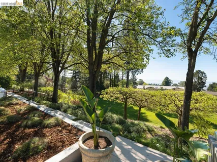 $4,995,000 | 12700 Skyline Boulevard, Oakland, CA 94619