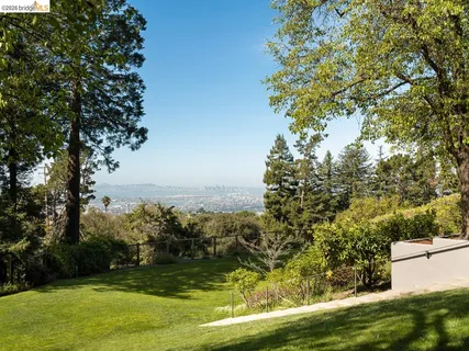 $4,995,000 | 12700 Skyline Boulevard, Oakland, CA 94619