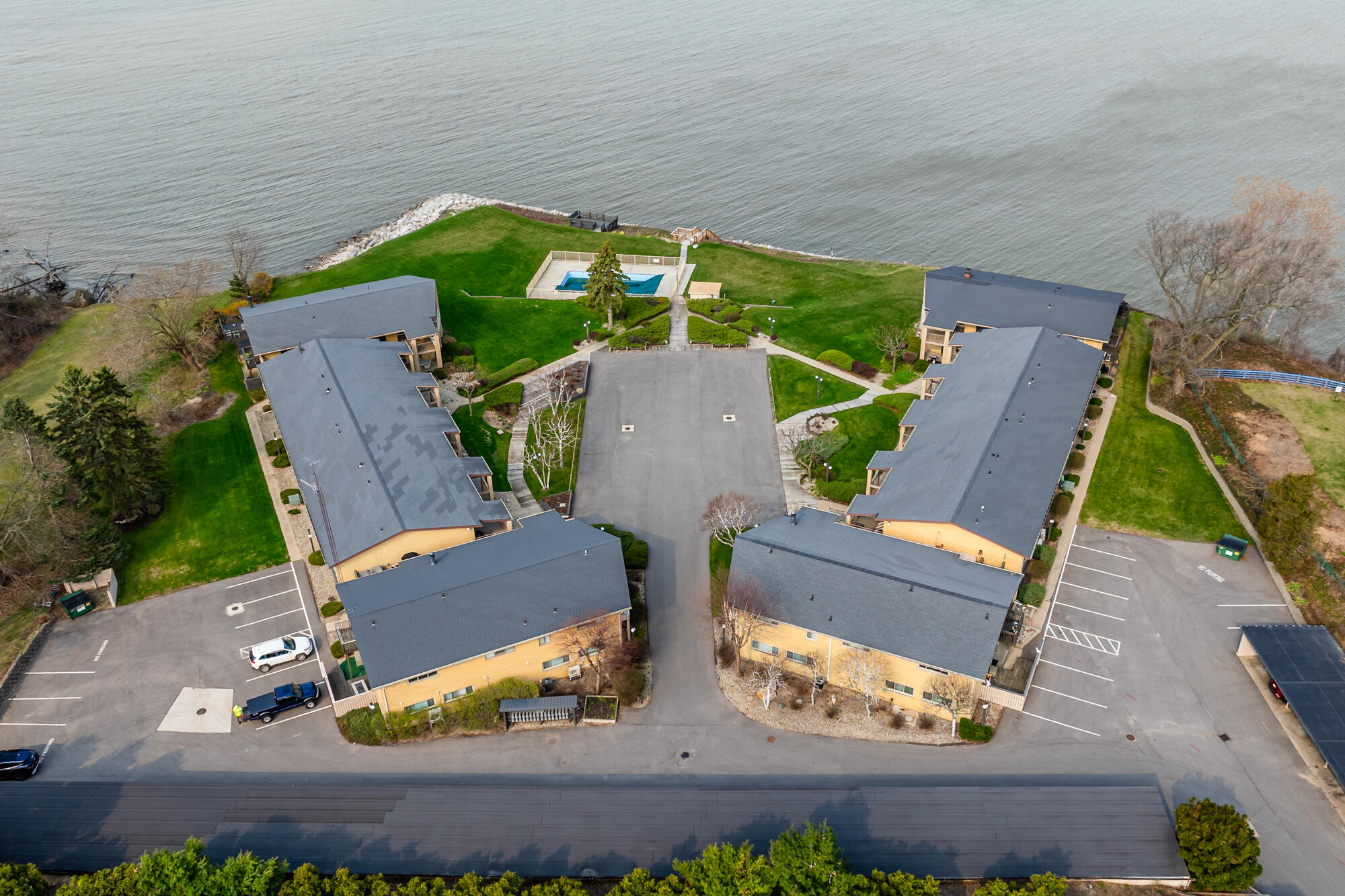4150 Ridge Road, Unit 4 Stevensville, MI 49127 - Photo 26 of 41 Surfside-103