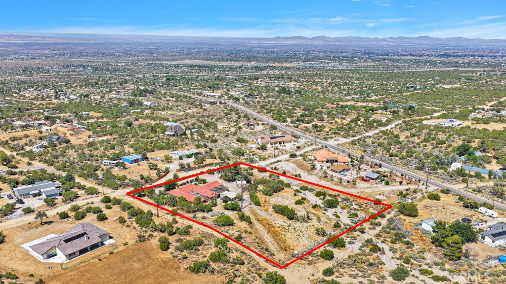 9072 Green Road Pinon Hills, CA 92372 - Photo 63 of 70