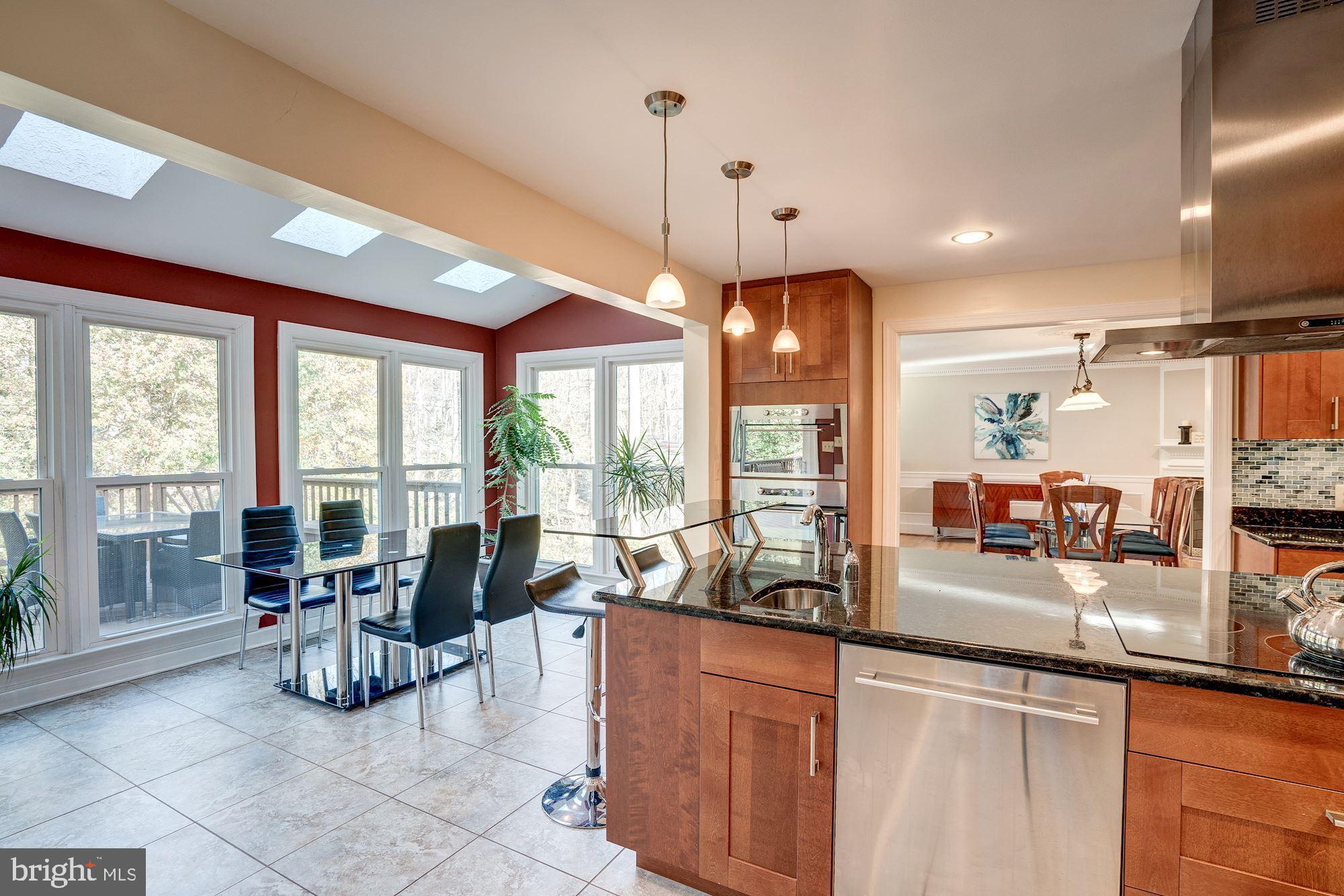 1044 Rector Lane McLean, VA 22102 - Photo 12 of 53 Kitchen