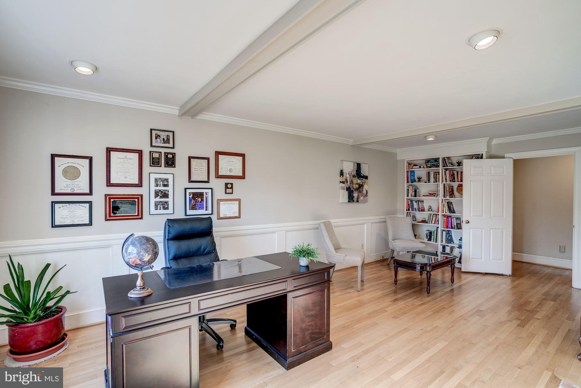 1044 Rector Lane McLean, VA 22102 - Photo 19 of 53 Office