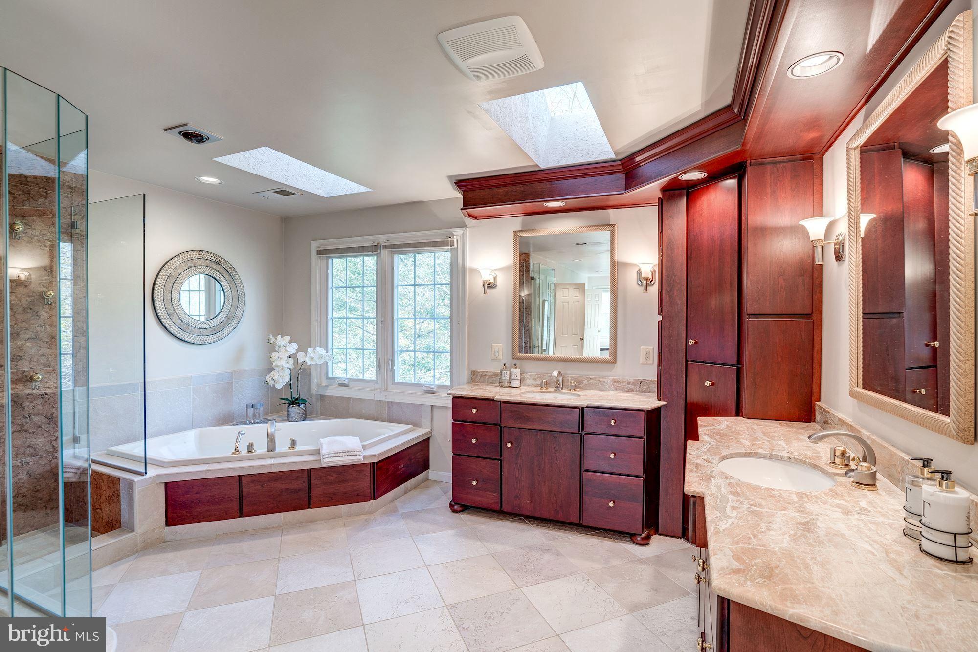 1044 Rector Lane McLean, VA 22102 - Photo 26 of 53 Master Bathroom