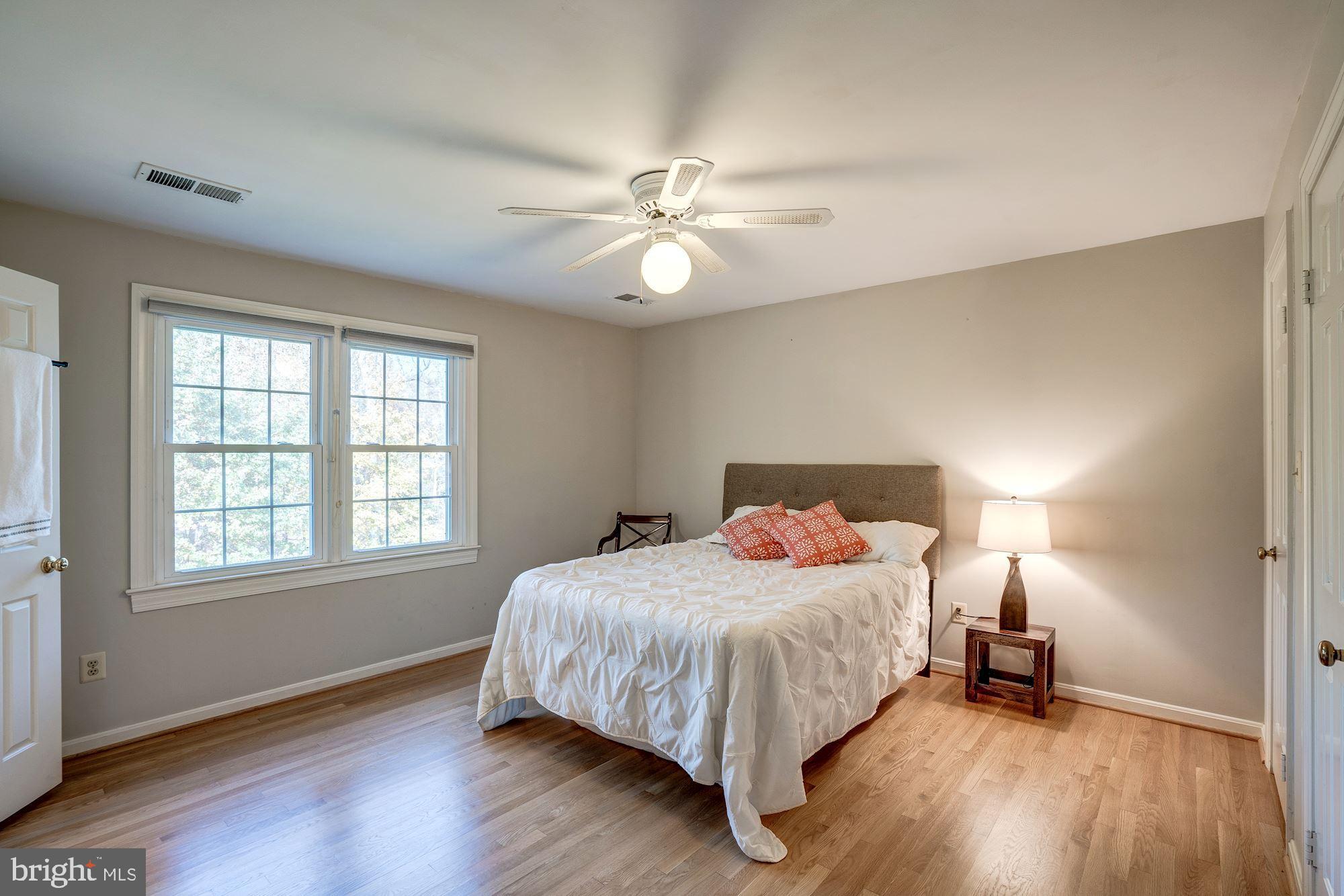 1044 Rector Lane McLean, VA 22102 - Photo 34 of 53 Bedroom 3