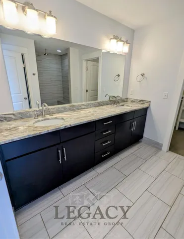 $3,250 | 1708 4th Avenue North, Nashville, TN 37208