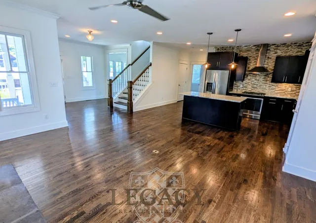 $3,250 | 1708 4th Avenue North, Nashville, TN 37208