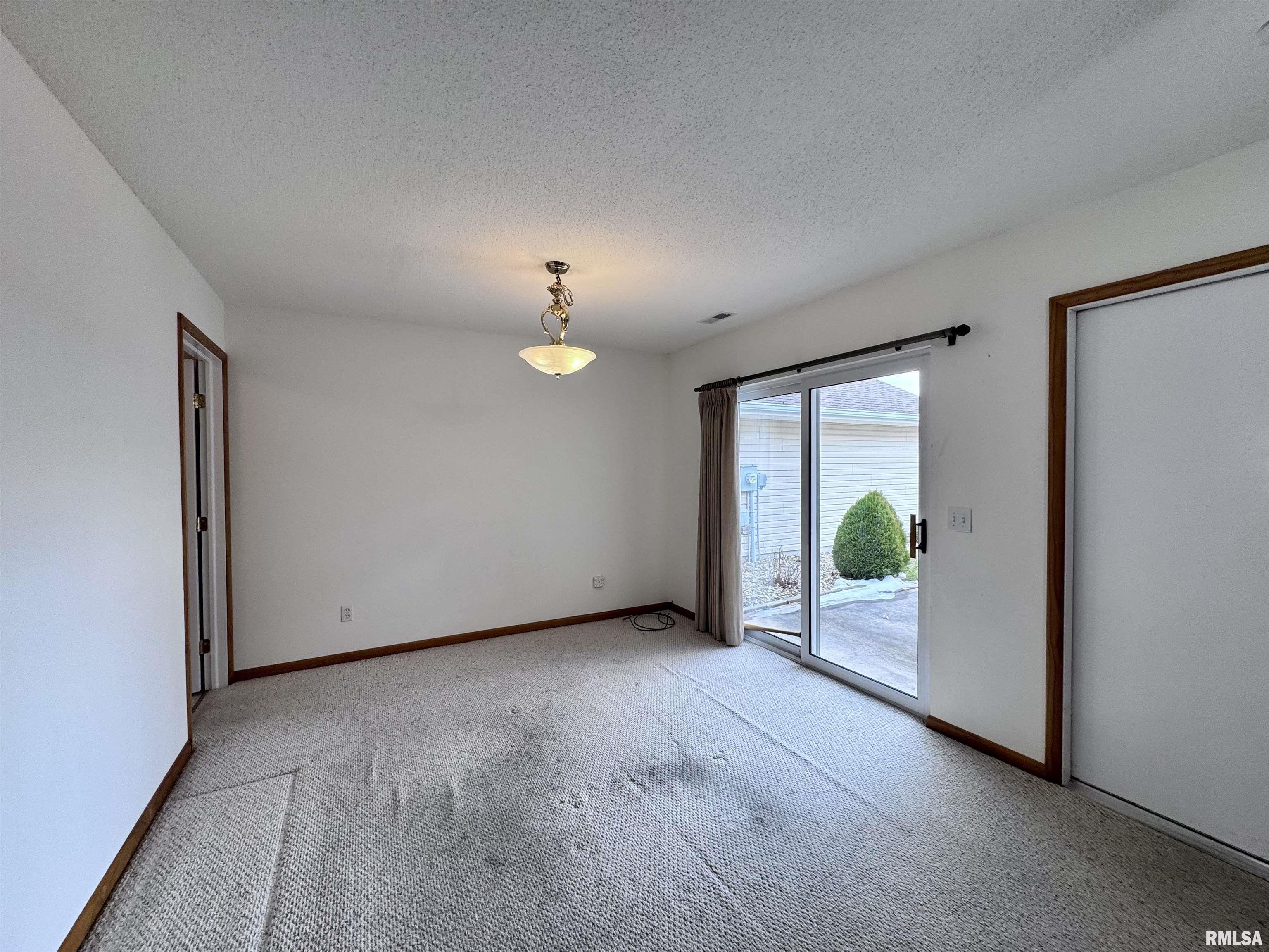 2005 South Madison Street Macomb, IL 61455 - Photo 14 of 24