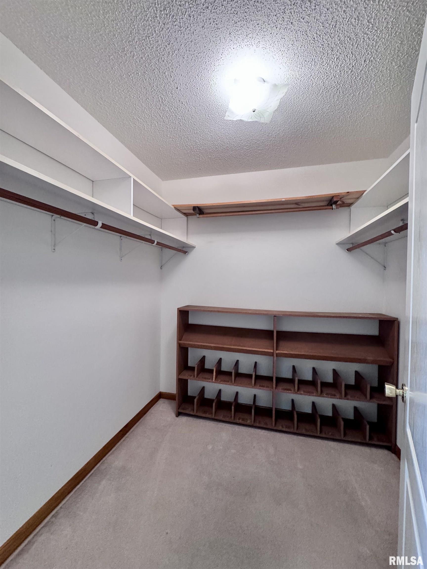 2005 South Madison Street Macomb, IL 61455 - Photo 18 of 24