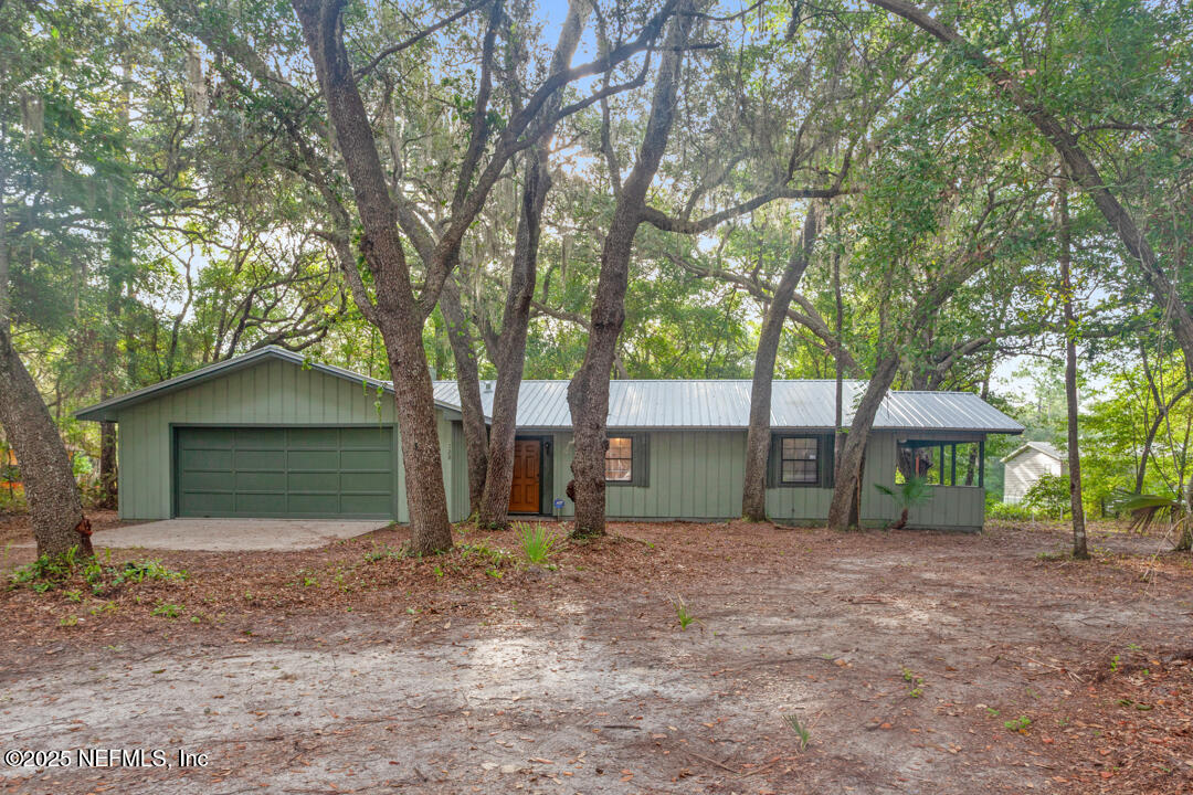 128 Gas Easement Road Interlachen, FL 32148 - Photo 3 of 30 Web-2