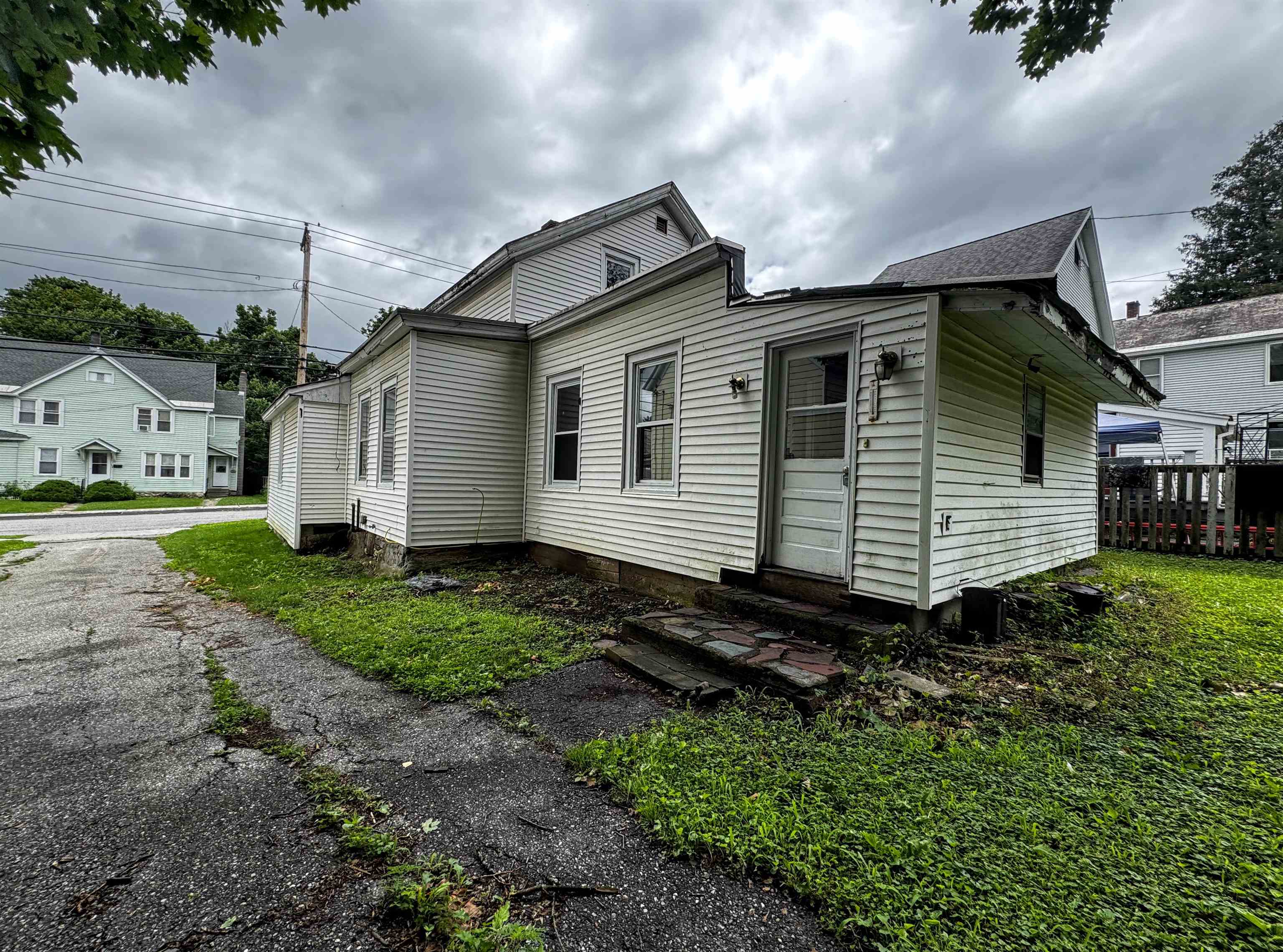 127 Dewey Street Bennington, VT 05201 - Photo 47 of 50