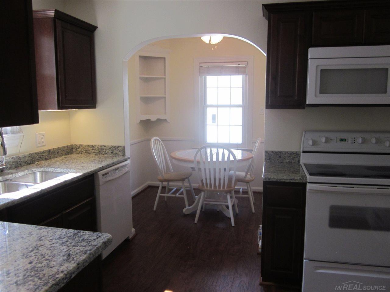 425 Lothrop Road Grosse Pointe Farms, MI 48236 - Photo 8 of 26
