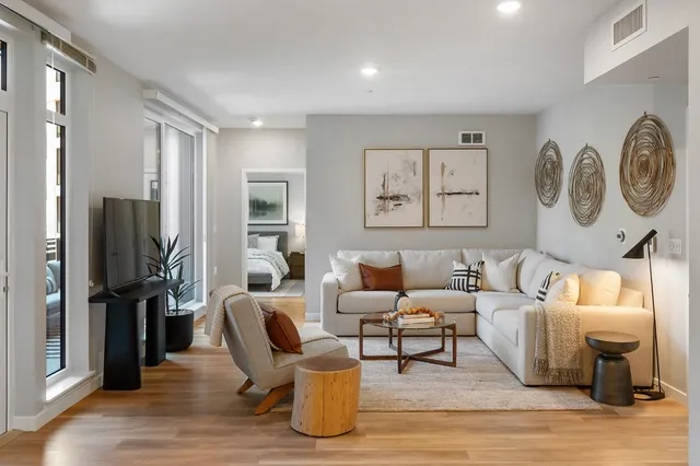 $599,900 | 260 Brooklyn Basin Way, Unit 414, Oakland, CA 94606