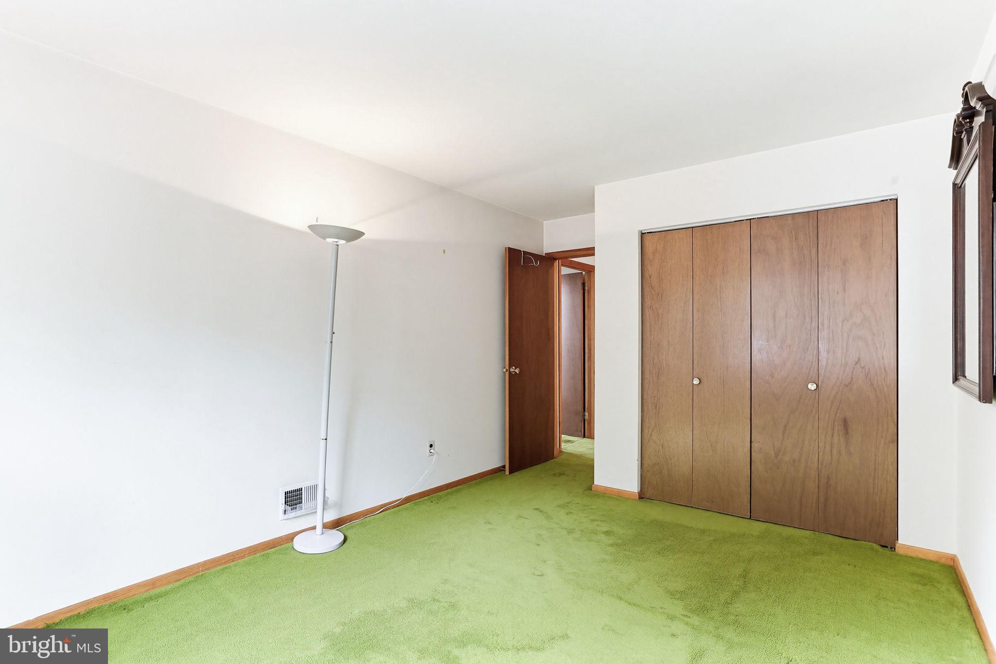 9301 Gardenia Road Baltimore, MD 21236 - Photo 22 of 37 a view of room