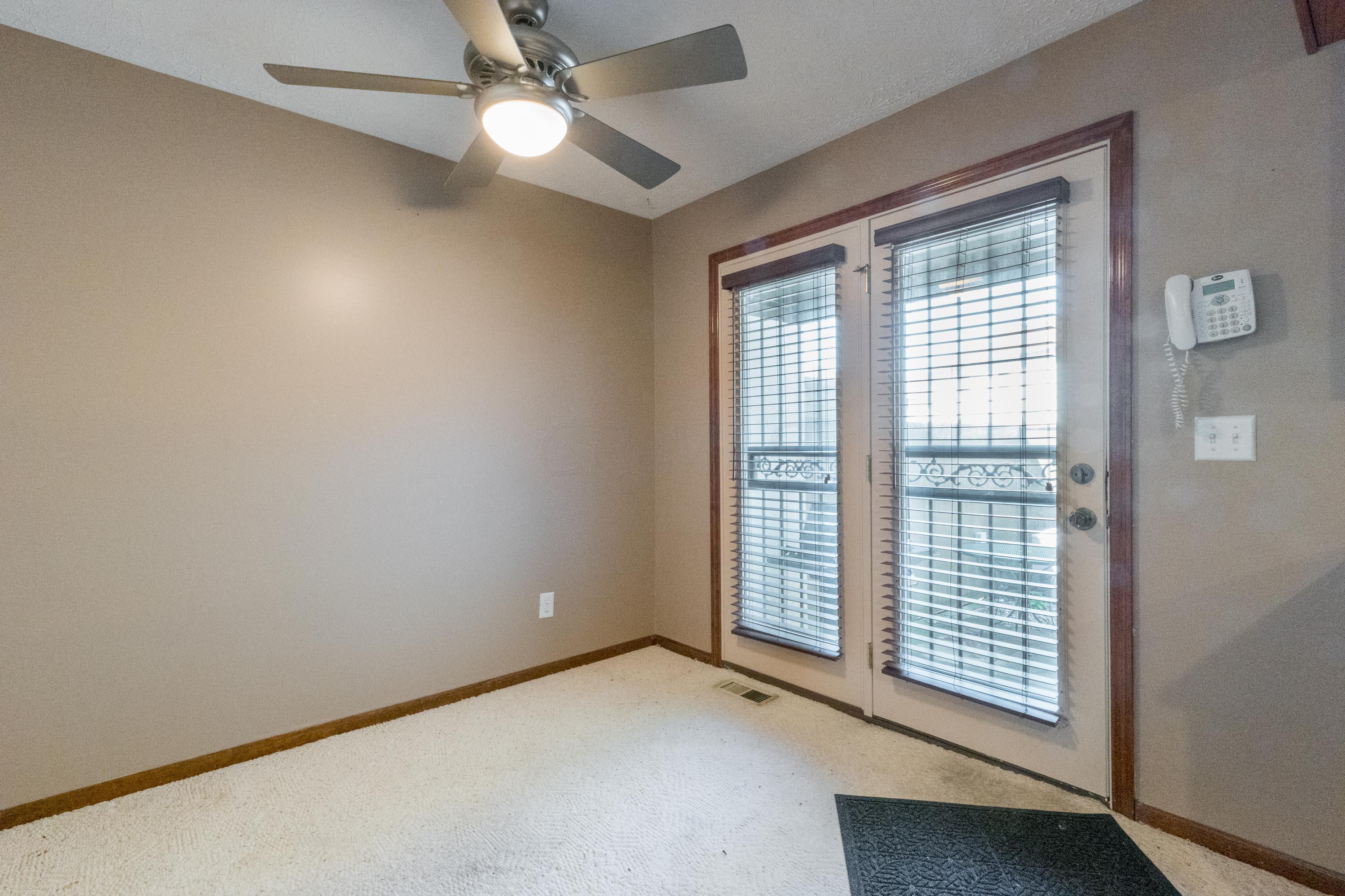 5275 Timberline Road, Unit 147 Columbus, OH 43220 - Photo 13 of 41 Eating Space