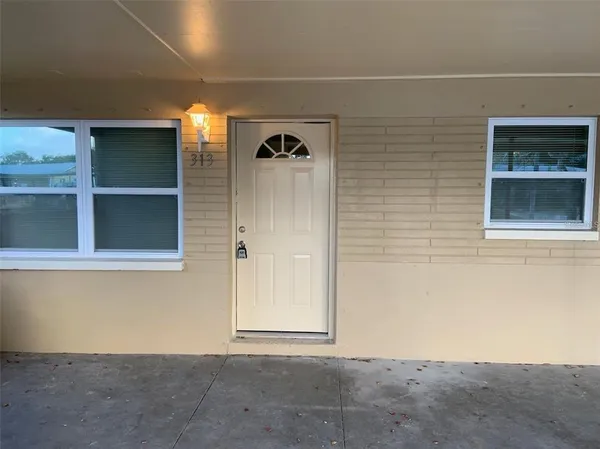 $1,690 | 313 North Jupiter Avenue, Clearwater, FL 33755