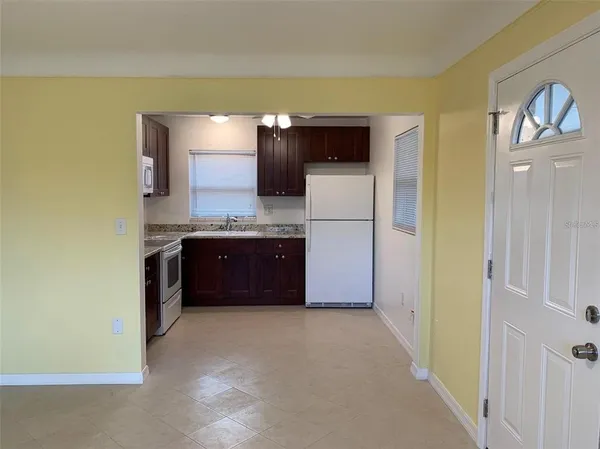 $1,690 | 313 North Jupiter Avenue, Clearwater, FL 33755