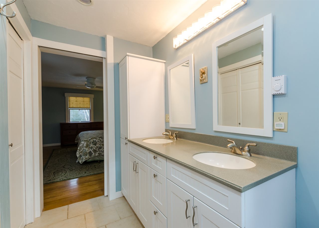 7 Shadow Lane Amherst, NH 03031 - Photo 29 of 40