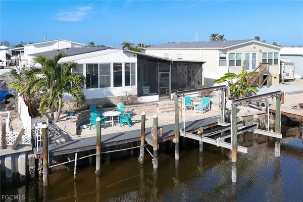 $369,900 | 3070 Harpoon Lane, St. James City, FL 33956