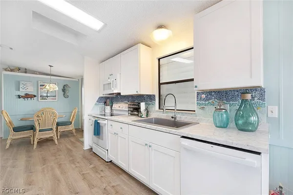 $369,900 | 3070 Harpoon Lane, St. James City, FL 33956