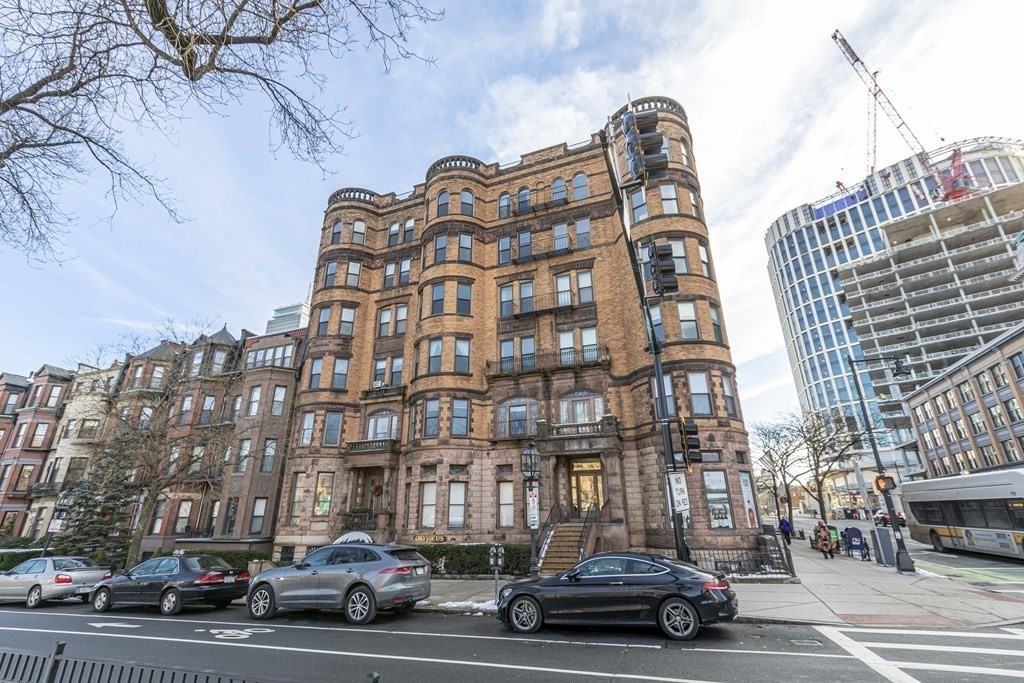 362 Commonwealth Avenue, Unit 2A Boston, MA 02115 - Photo 32 of 38 a car parked in front of a building