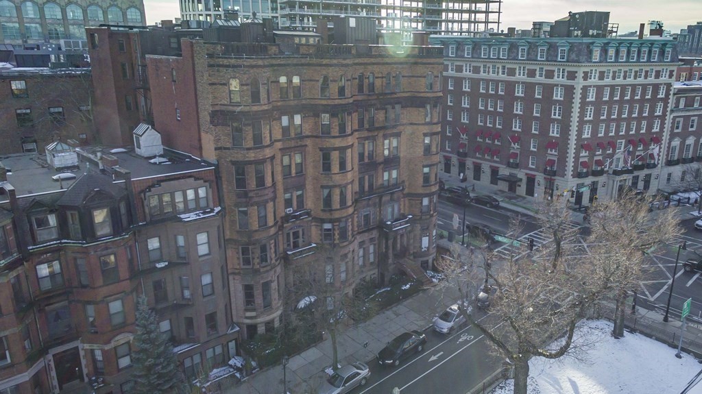 362 Commonwealth Avenue, Unit 2A Boston, MA 02115 - Photo 35 of 38 a view of a building