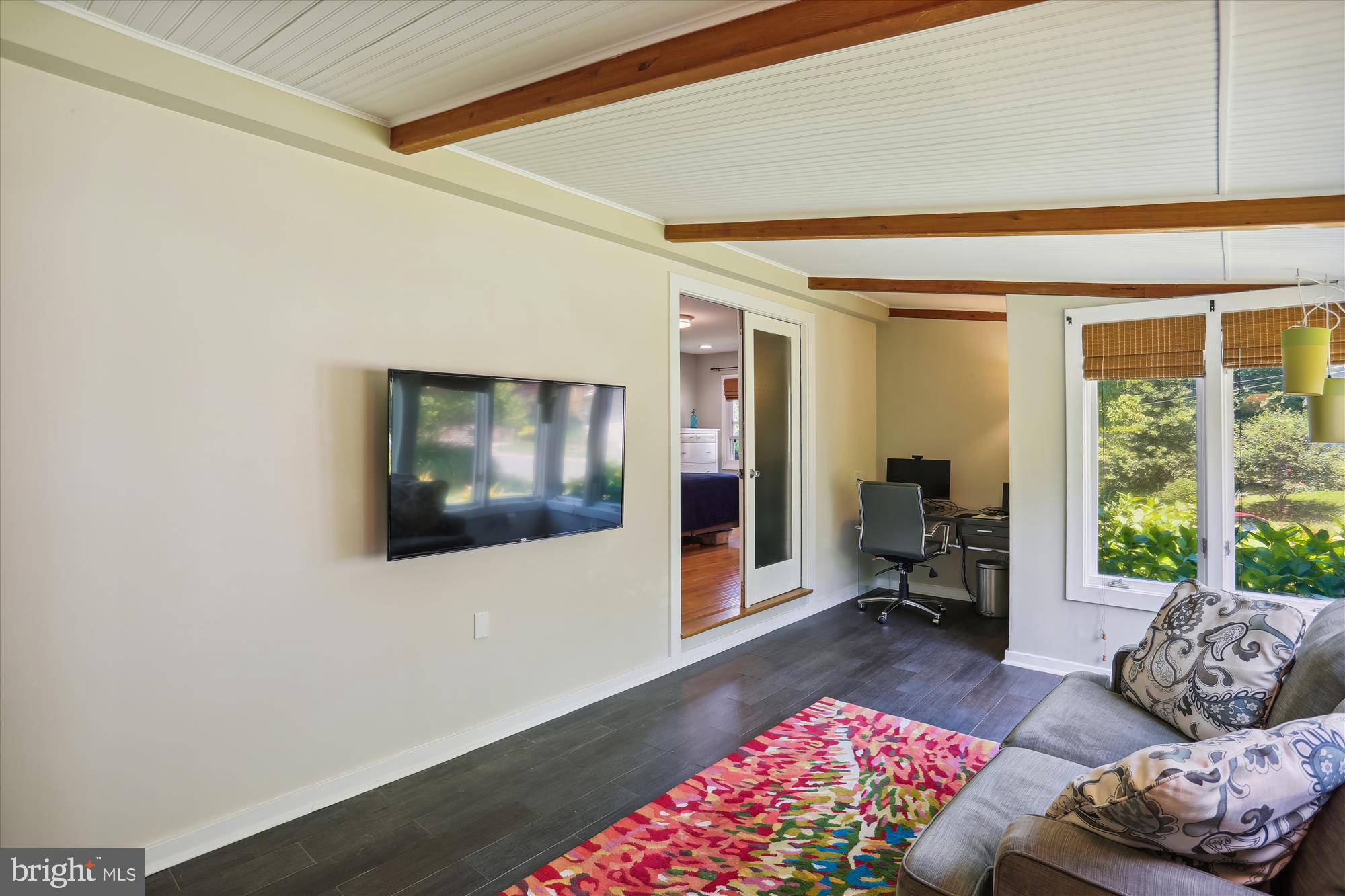6521 East Halbert Road Bethesda, MD 20817 - Photo 22 of 52 Cozy Family Room