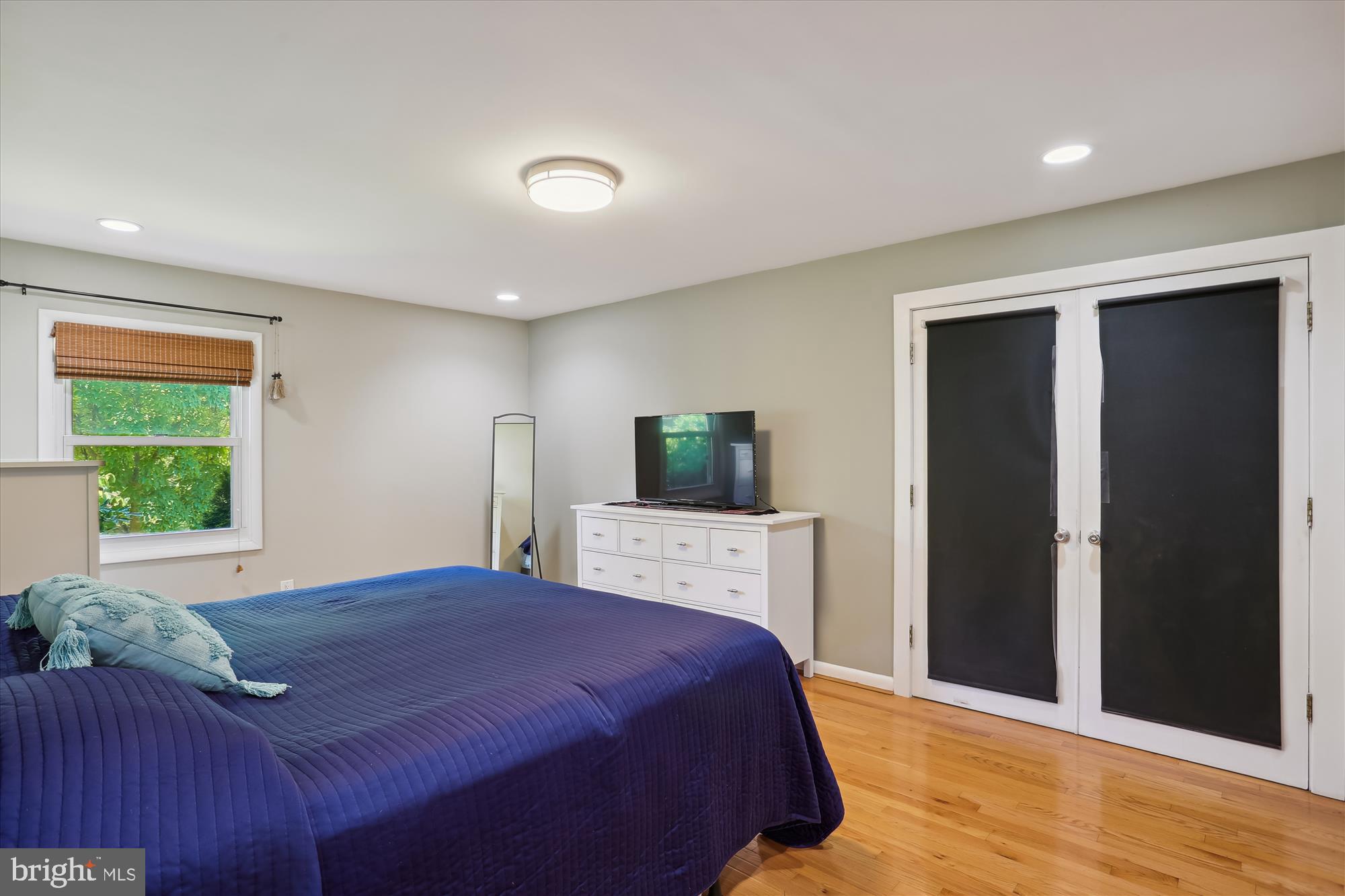 6521 East Halbert Road Bethesda, MD 20817 - Photo 25 of 52 Spacious Primary Bedroom