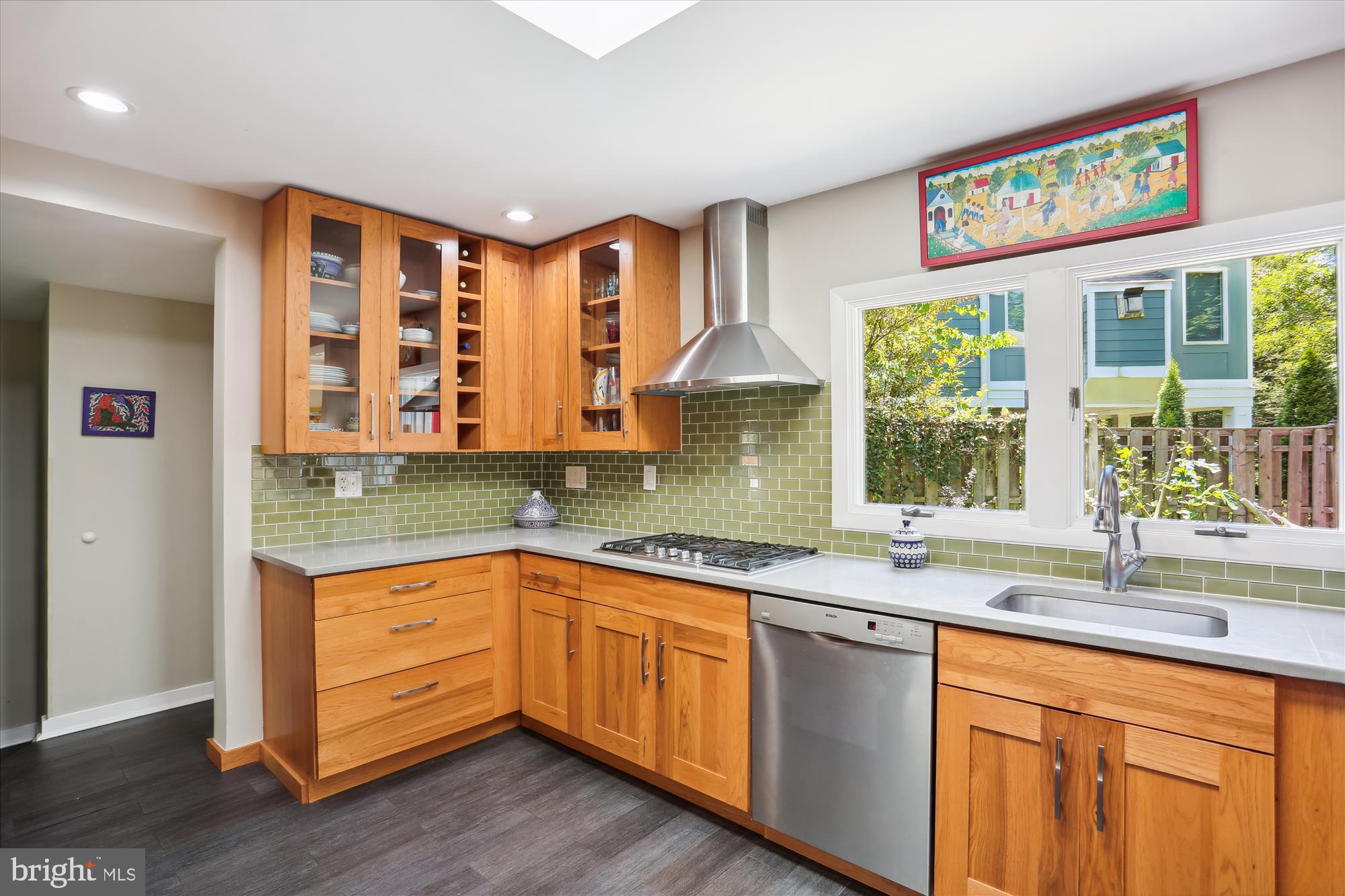 6521 East Halbert Road Bethesda, MD 20817 - Photo 5 of 52 Thoughtfully Designed Chef’s Kitchen