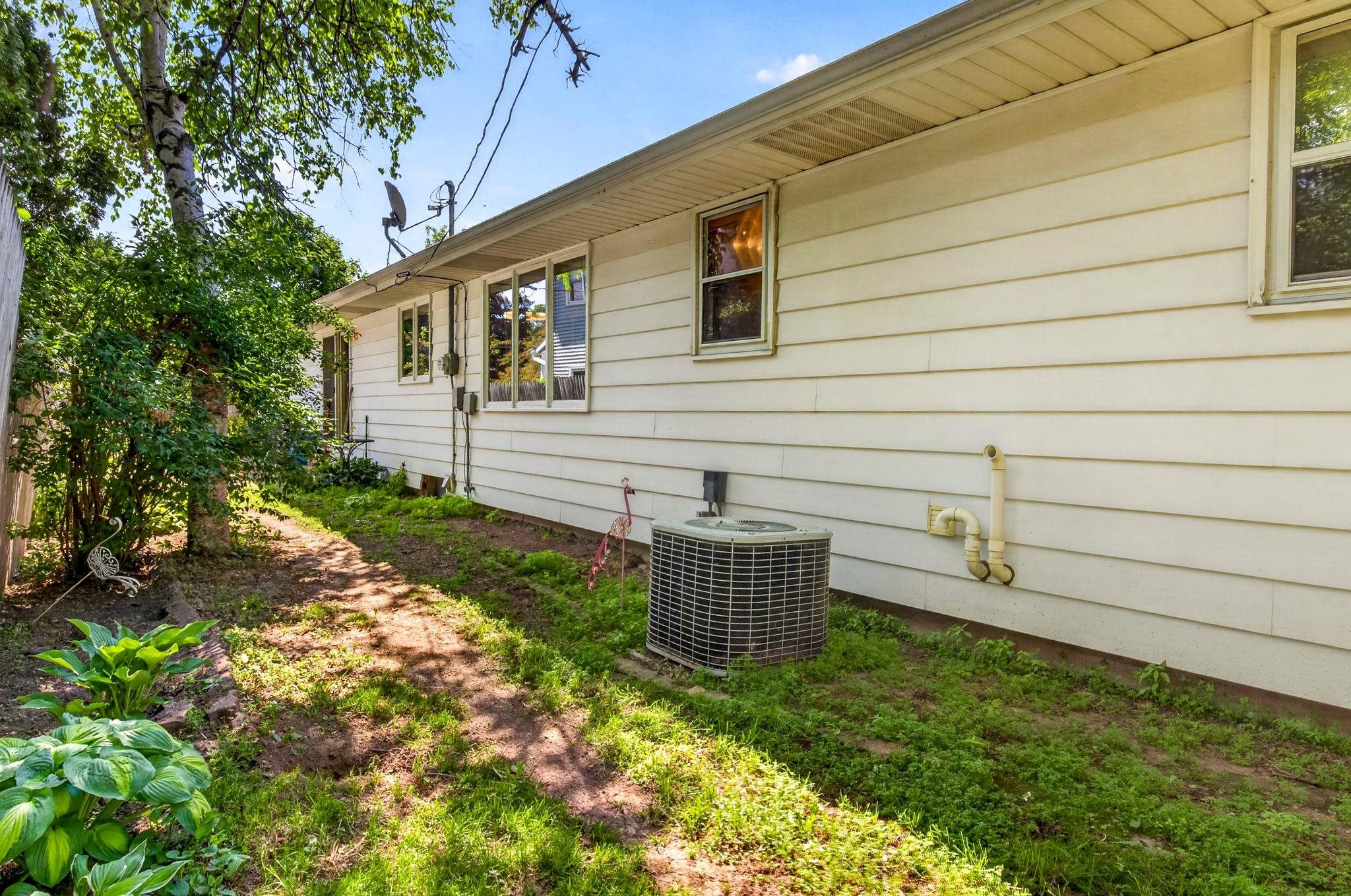 3320 East Crestview Drive Appleton, WI 54915 - Photo 43 of 45