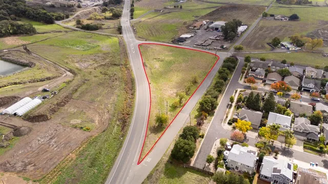 $295,000 | 3341 Petaluma Hill Road, Santa Rosa, CA 95404