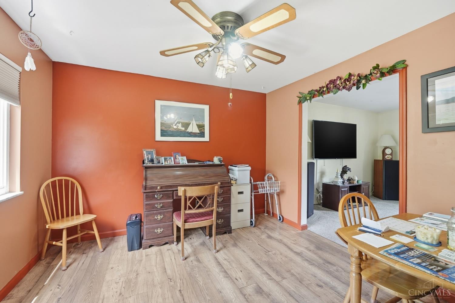 4455 Cloverhill Terrace Cincinnati, OH 45238 - Photo 16 of 78