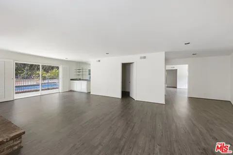 $1,649,000 | 15508 Royal Ridge Road, Sherman Oaks, CA 91403