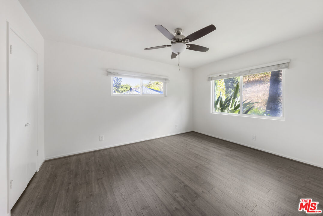 15508 Royal Ridge Road Sherman Oaks, CA 91403 - Photo 28 of 39