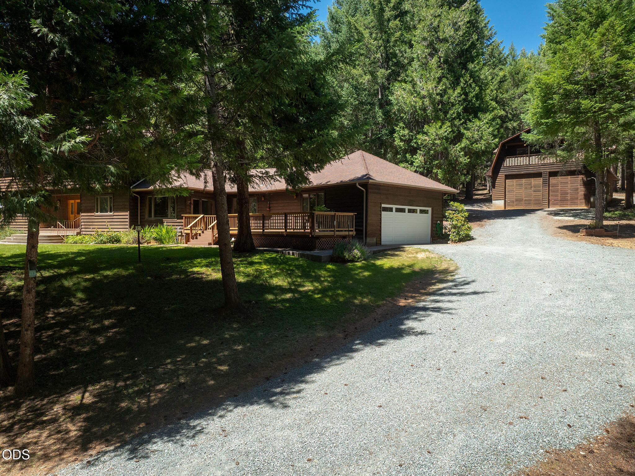 5060 Jumpoff Joe Creek Road Grants Pass, OR 97526 - Photo 4 of 81