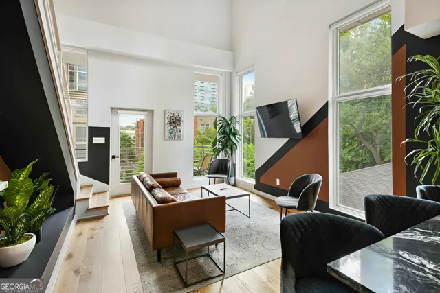 $2,750 | 208 12th Street Northeast, Unit 301, Atlanta, GA 30309