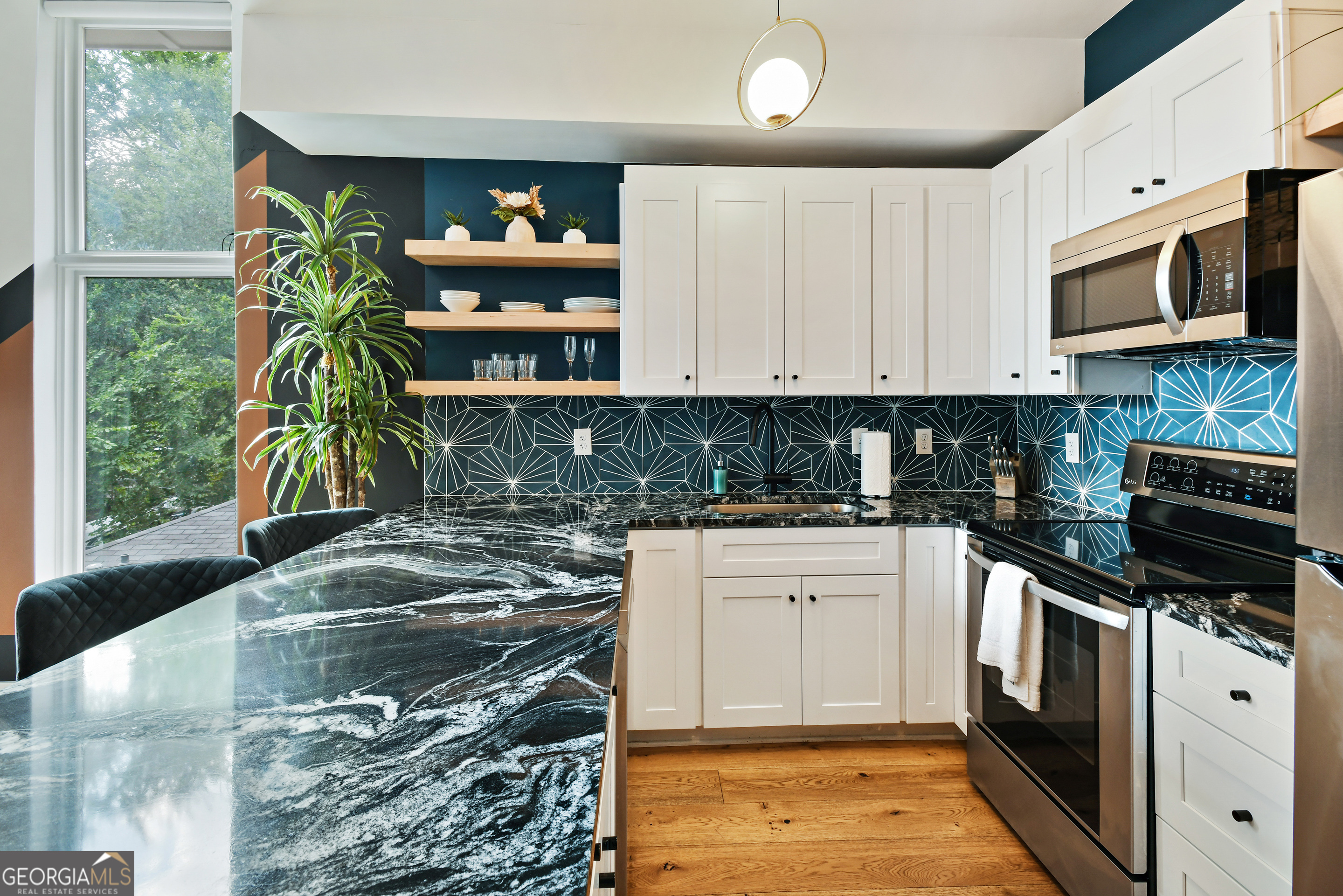 208 12th Street Northeast, Unit 301 Atlanta, GA 30309 - Photo 7 of 33