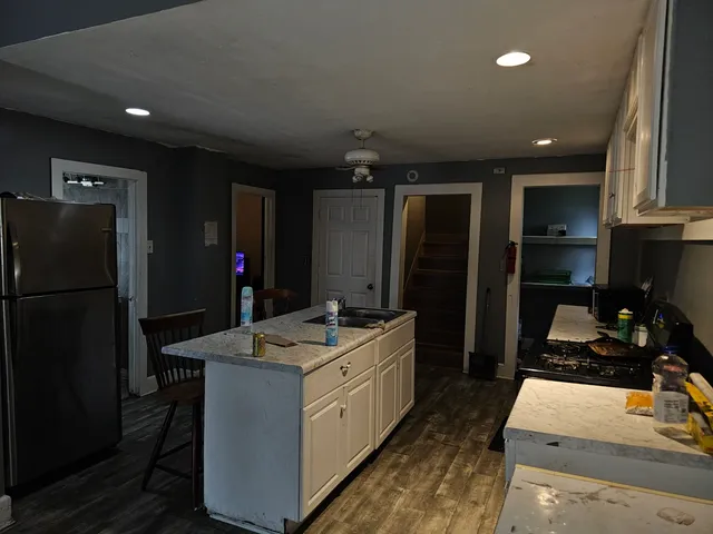 $110,900 | 1526 West Groeling Avenue, Milwaukee, WI 53206