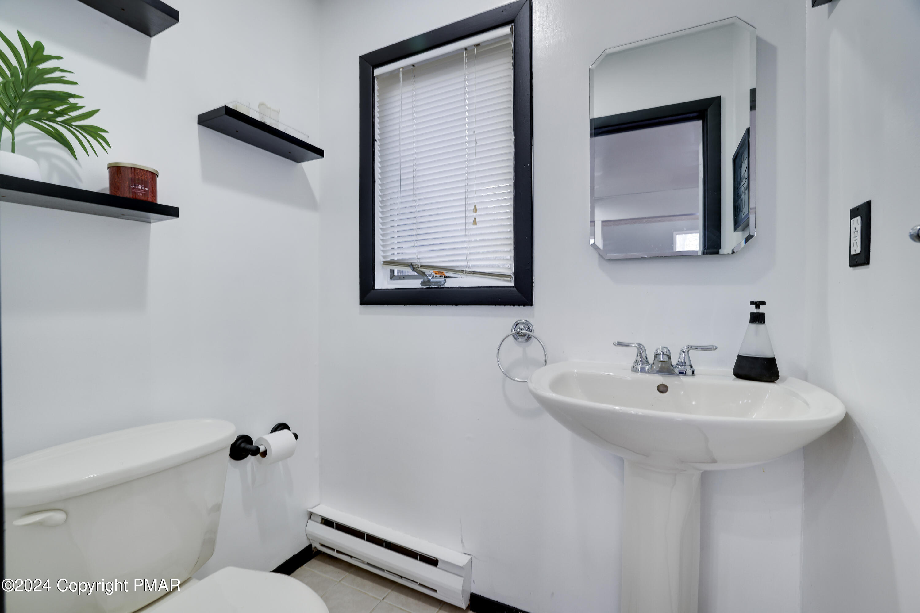 2237 Southport Drive Bushkill, PA 18324 - Photo 12 of 27 Half Bath