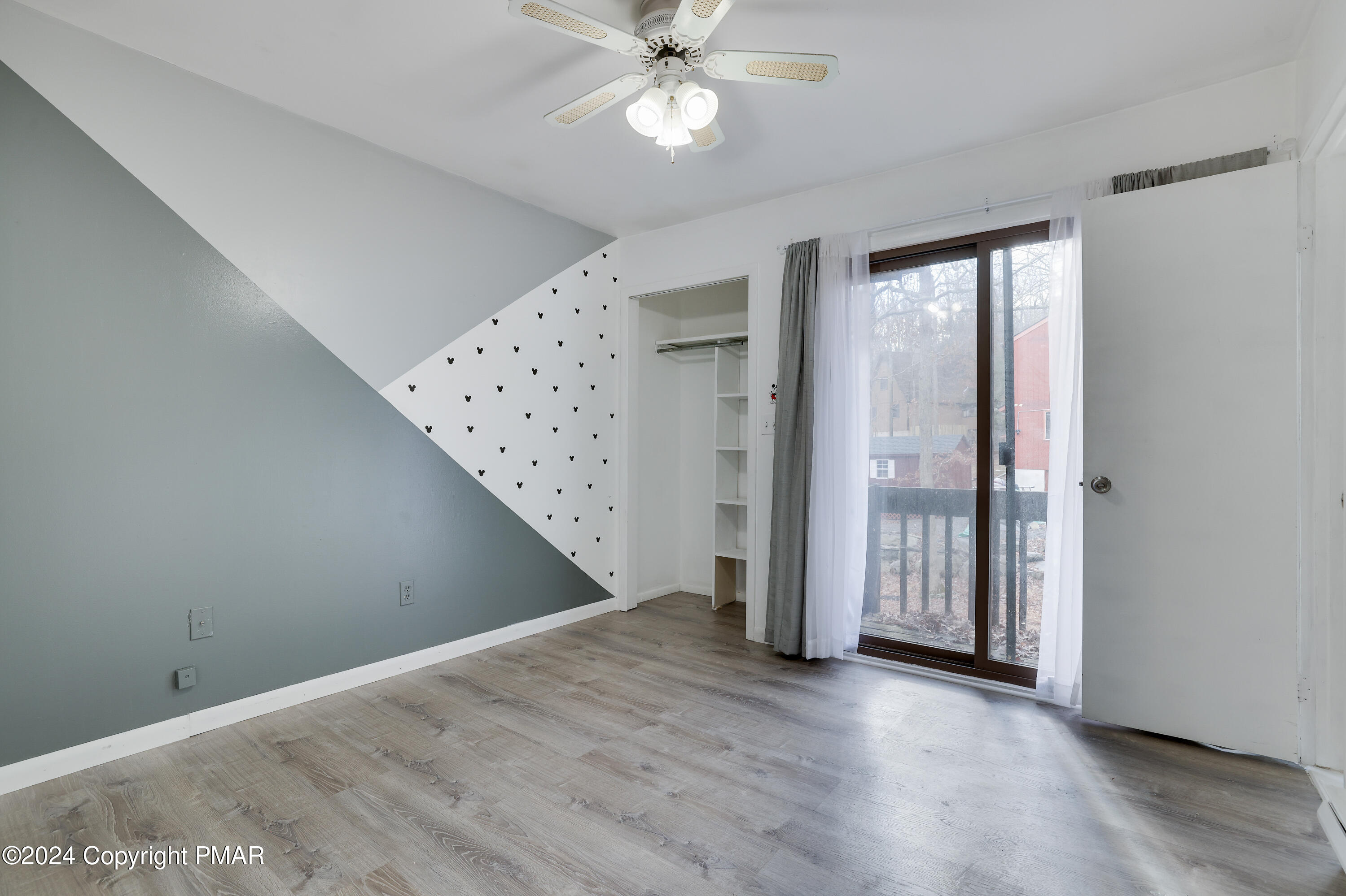 2237 Southport Drive Bushkill, PA 18324 - Photo 16 of 27 Bedroom 2