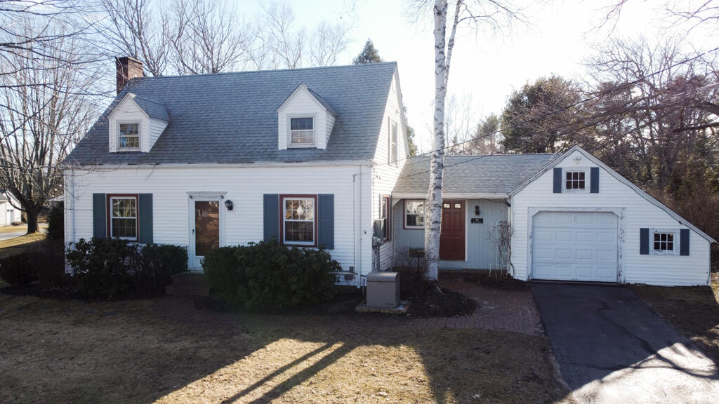40 North Road Yarmouth, ME 04096 - Photo 31 of 37 41