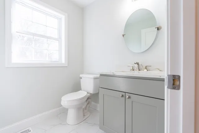 $3,600 | 100 Brentwood Avenue, Warwick, RI 02886