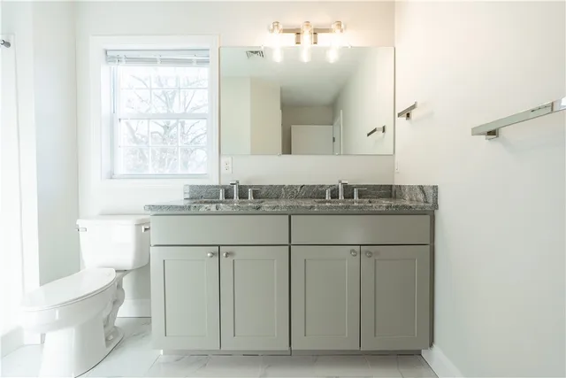 $3,600 | 100 Brentwood Avenue, Warwick, RI 02886