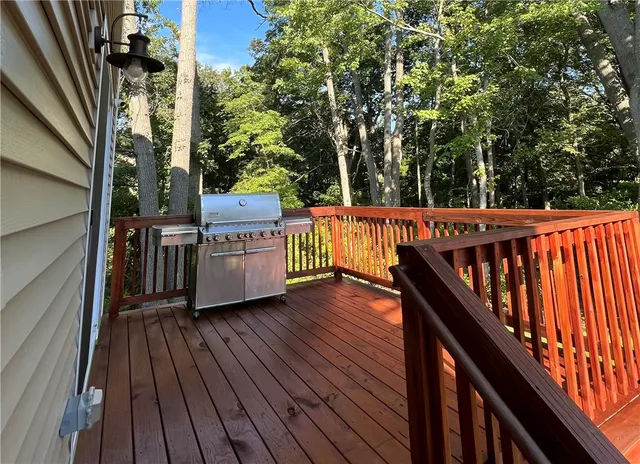 $3,600 | 100 Brentwood Avenue, Warwick, RI 02886