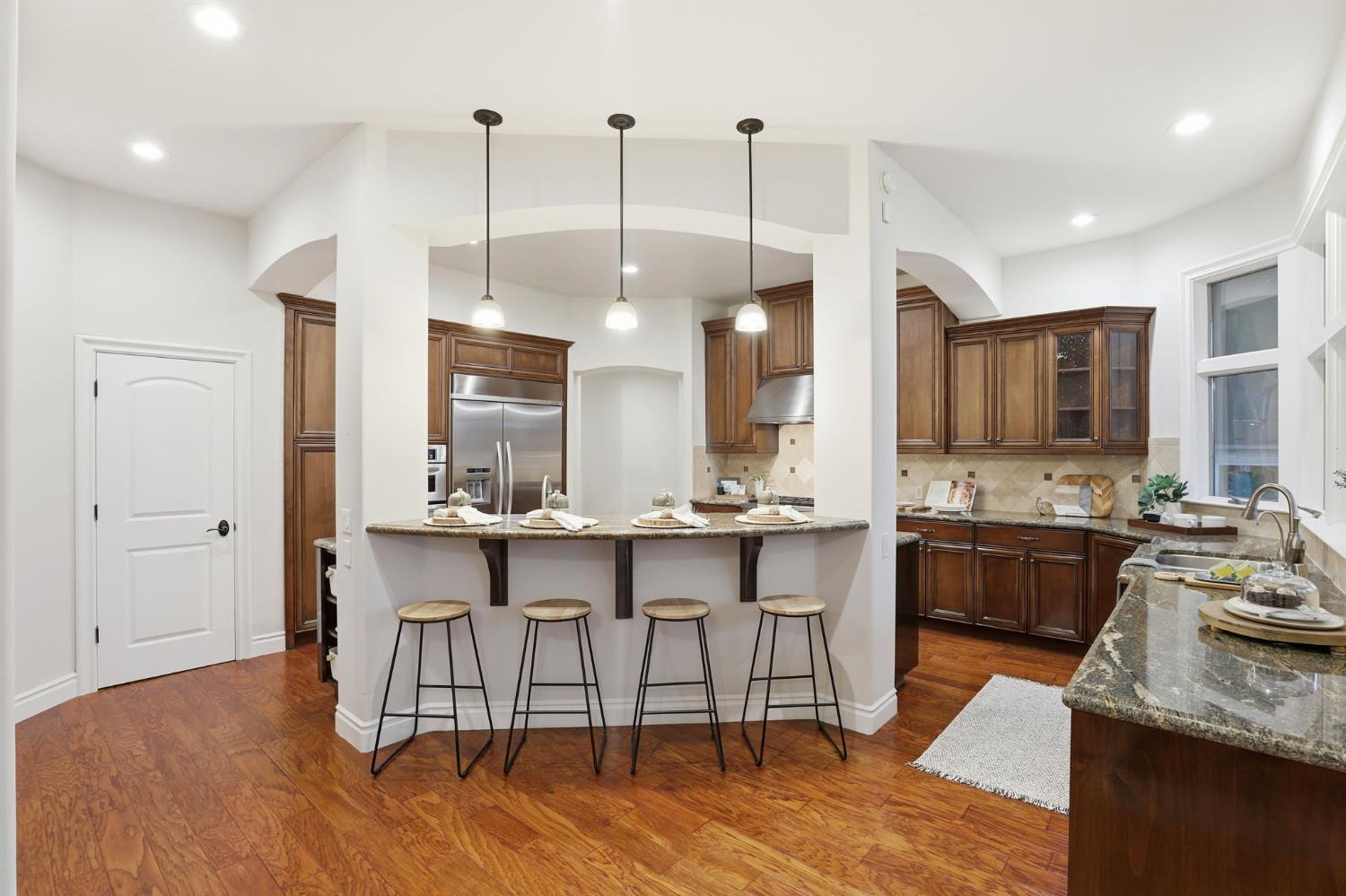 3604 Agneta Court Elk Grove, CA 95758 - Photo 15 of 72