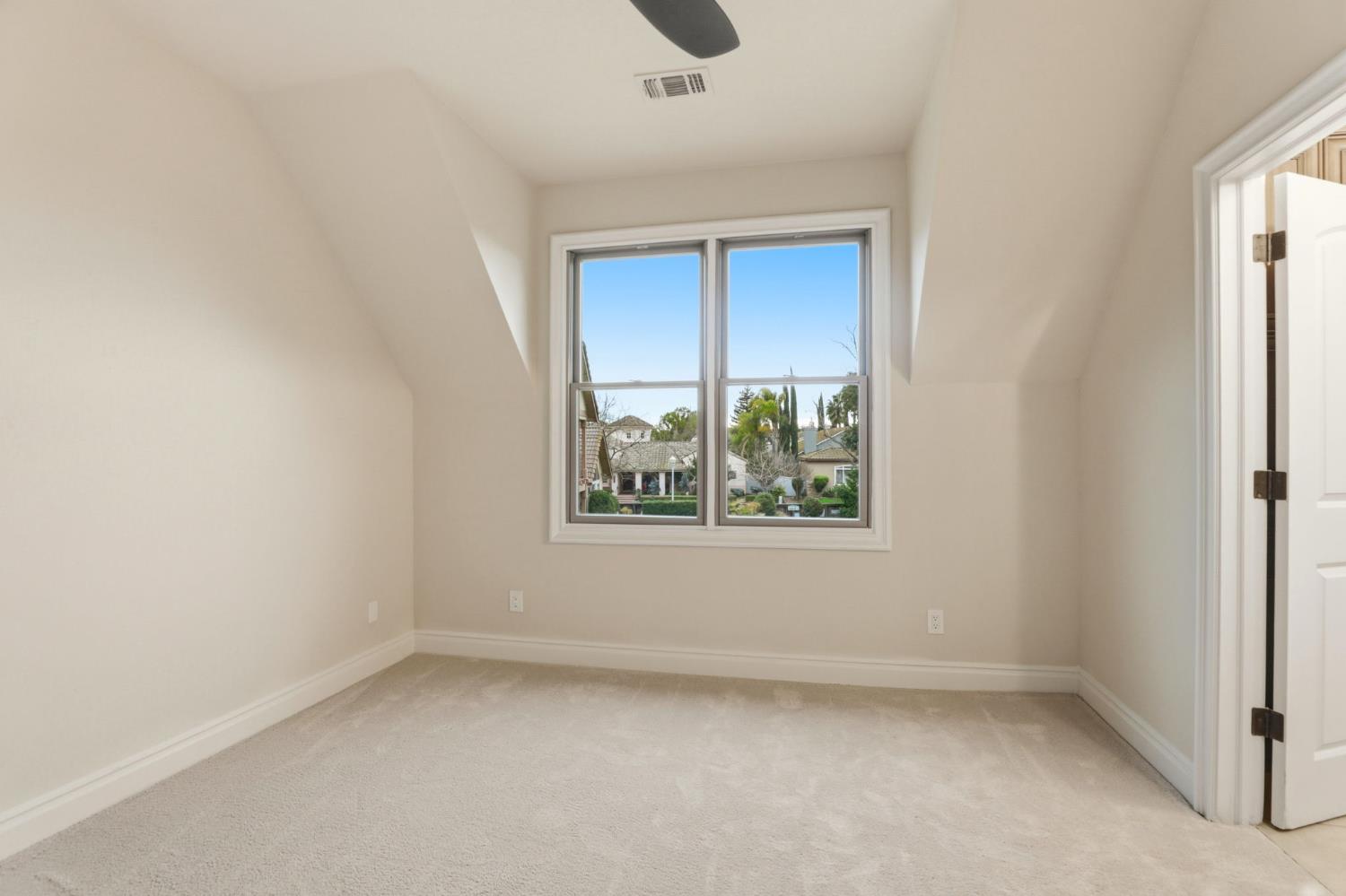 3604 Agneta Court Elk Grove, CA 95758 - Photo 38 of 72