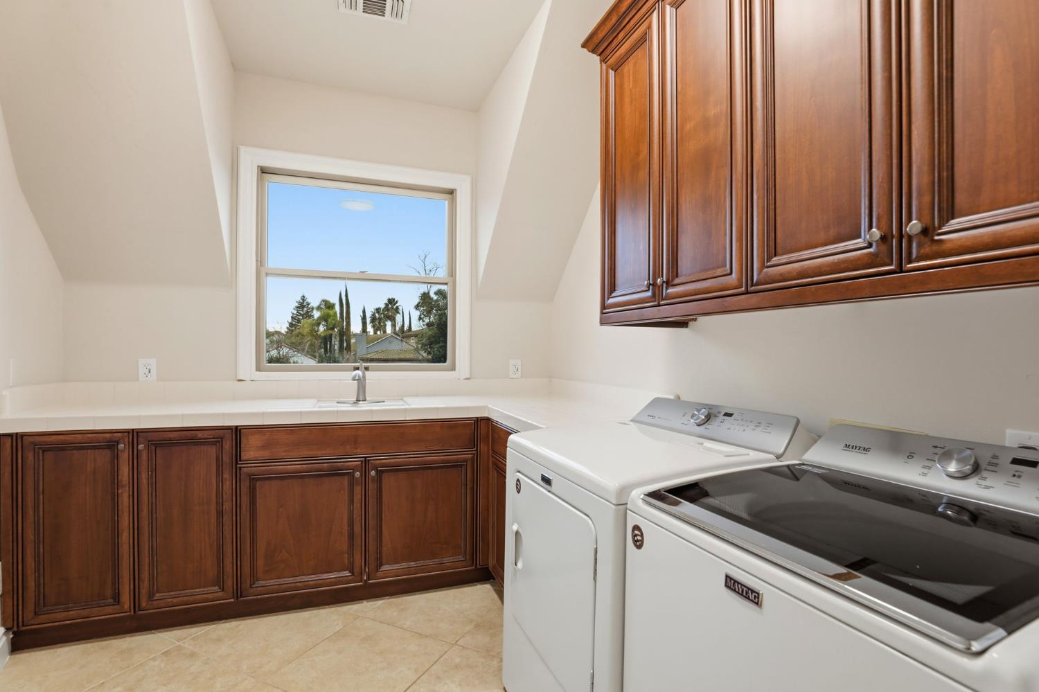 3604 Agneta Court Elk Grove, CA 95758 - Photo 42 of 72